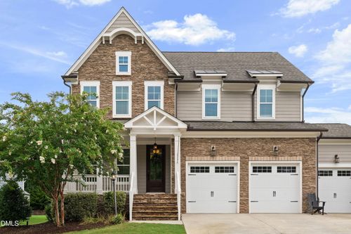 828 Rambling Oaks Ln, Holly Springs, NC, 27540-6172 | Card Image