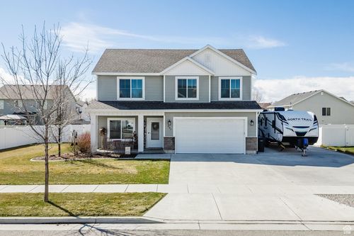 802 W 1060 S, Logan, UT, 84321-6894 | Card Image