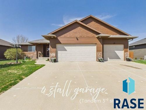7604 W Lobelia St Street, Sioux Falls, SD, 57106 | Card Image