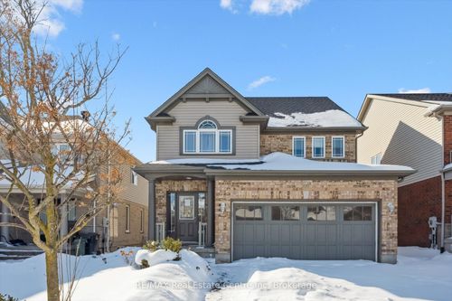 44 Dominion Dr, Guelph, ON, N1L0B4 | Card Image