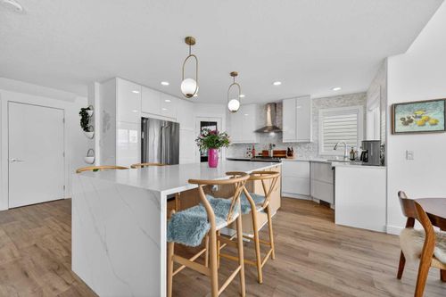 46 Springbluff Blvd Sw, Calgary, AB, T3H4V6 | Card Image