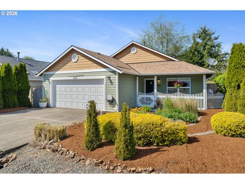 1215 N First Ave, Rockaway Beach, OR, 97136-9652 | Card Image