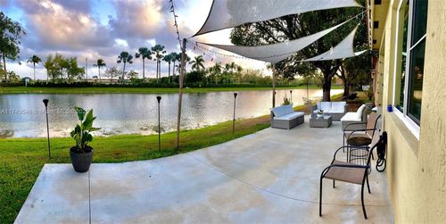 3772 Ne 9th Ct, Homestead, FL, 33033-5841 | Card Image