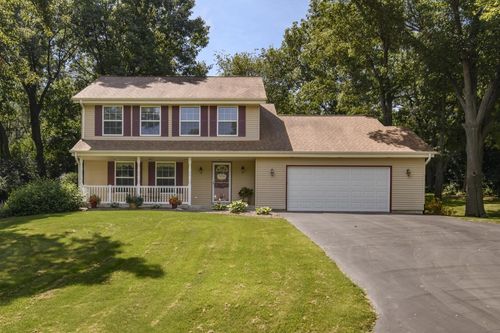 S75W32101 Paul Lane, Mukwonago, WI, 53149 | Card Image