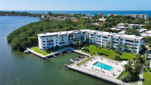 b302-600 Sutton Pl, LONGBOAT KEY, FL, 34228-2349 | Card Image
