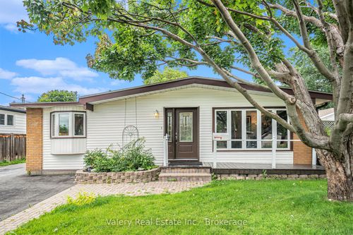 b-1391 Sault Street, Orleans - Cumberland and Area, ON, K1E1G8 | Card Image
