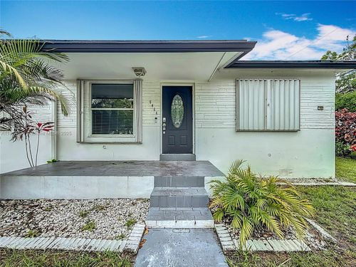 6464 Mcclellan St, Hollywood, FL, 33024-2030 | Card Image