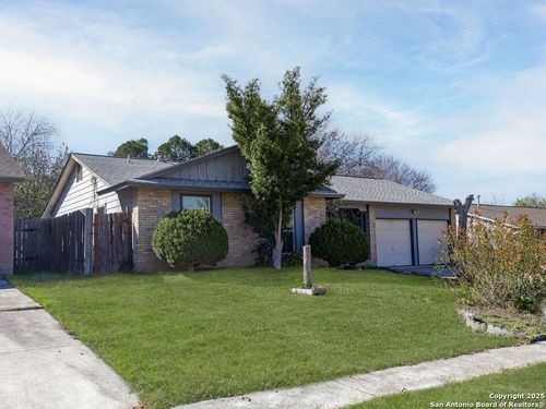 7538 Meadow Lawn St, San Antonio, TX, 78251-1425 | Card Image