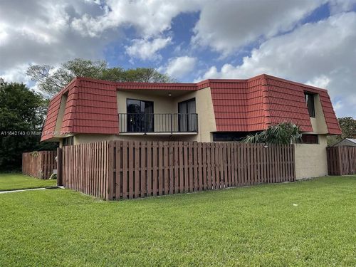apt-c-8409 Trent Ct, Boca Raton, FL, 33433-8346 | Card Image