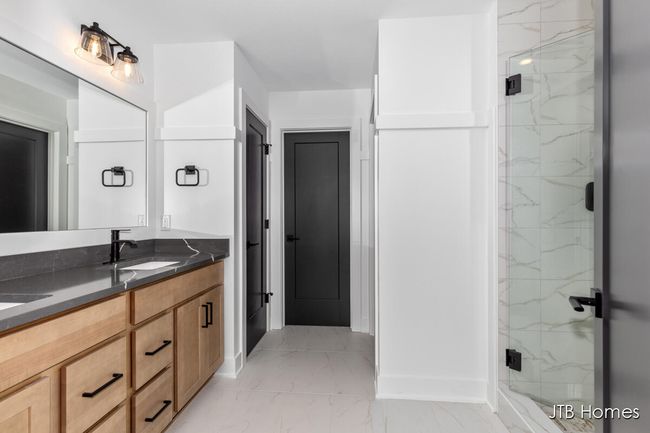 5899 Valley Point Dr Se, House other with 4 bedrooms, 3 bathrooms and null parking in Caledonia MI | Image 18