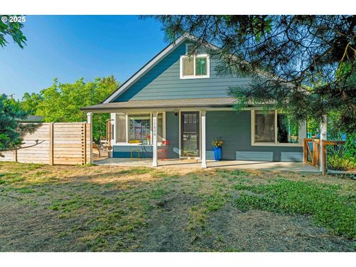 17808 Se Addie St, Milwaukie, OR, 97267-6113 | Card Image