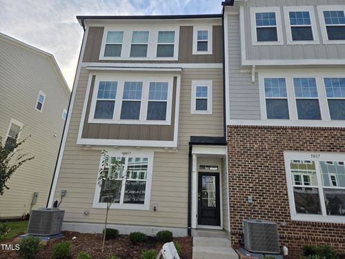 35-5015 Jowetts Walk Dr, Cary, NC, 27519-5598 | Card Image