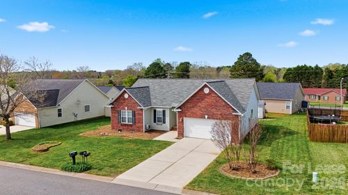 1835 Terrain Dr Nw, Conover, NC, 28613-9371 | Card Image