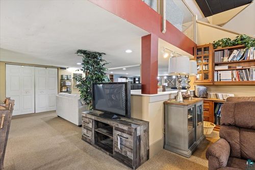 214 N 2nd Ave, Virginia, MN, 55792-2406 | Card Image
