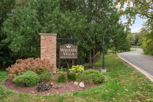 apt-305-205 Barry Ave S, Wayzata, MN, 55391-1640 | Card Image