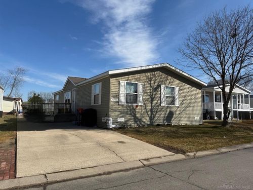 15359 Cartier Dr, Clinton Township, MI, 48038-3115 | Card Image