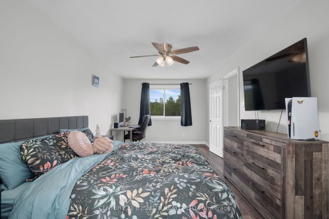 217 Pringle Dr, House other with 4 bedrooms, 4 bathrooms and 2 parking in Barrie ON | Image 14