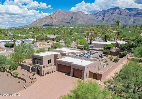 6890 N Pomelo Dr, Tucson, AZ, 85704-4227 | Card Image