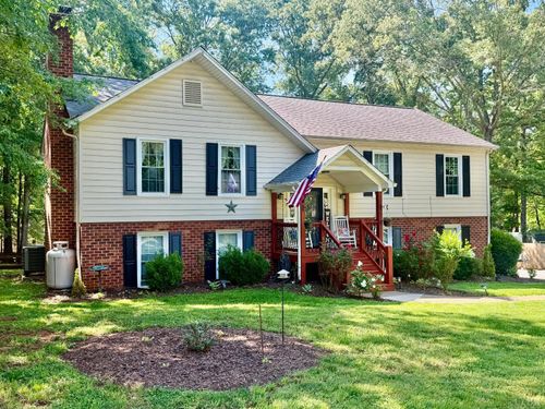 210 Woodville Dr, Forest, VA, 24551-2506 | Card Image
