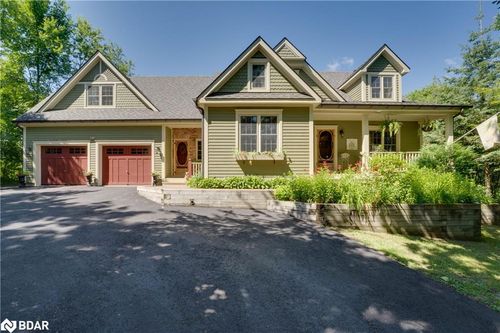 26 Paddy Dunn'S Cir, Springwater, ON, L9X0T1 | Card Image