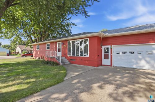 1513 S Gordon Dr Drive, Sioux Falls, SD, 57110-3752 | Card Image