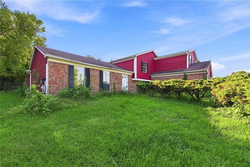 6200 Benzing Dr, Fairfield, OH, 45014-5303 | Card Image