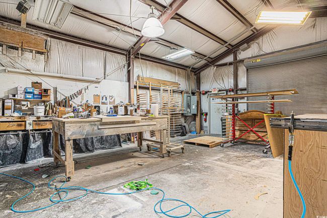 Workshop area | Image 20