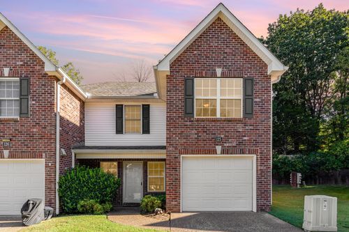 125 Noel Cove Cir, Hermitage, TN, 37076-3434 | Card Image