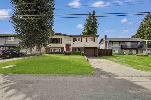 9323 119 St, Delta, BC, V4C6M7 | Card Image