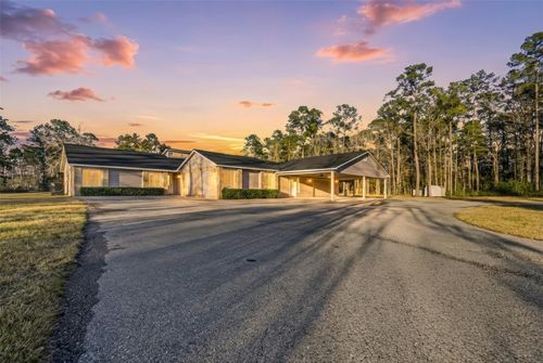 18003 Country Place Dr, Conroe, TX, 77302-6419 | Card Image