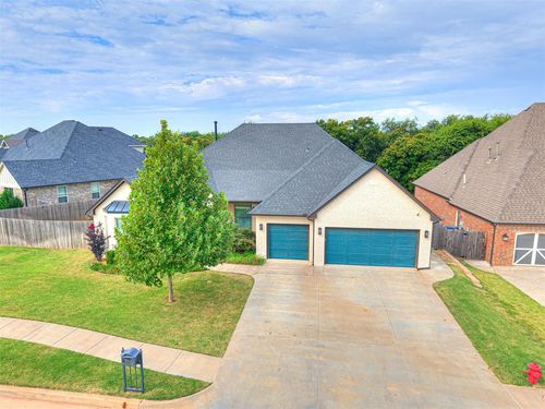 15617 Fountain Creek Lane, Edmond, OK, 73013 | Card Image