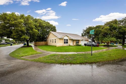 9730 Sw 219th St, Cutler Bay, FL, 33190-1538 | Card Image