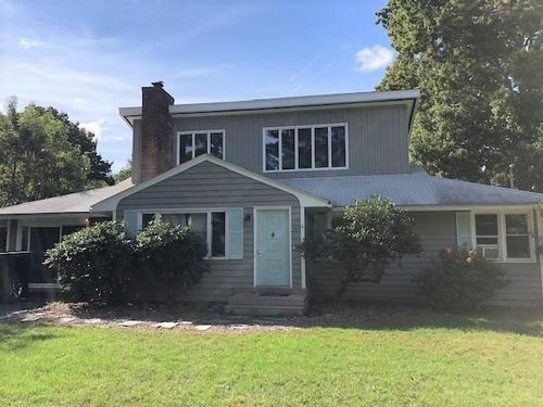 15 Evelyn Dr, Bristol, RI, 02809-4807 | Card Image
