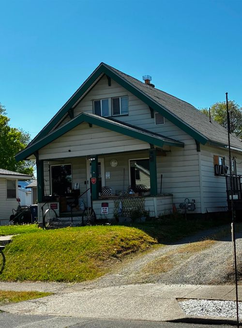 918 E Olympic Ave, Spokane, WA, 99207-3346 | Card Image