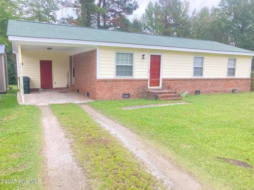 1418 Mockingbird Ln, New Bern, NC, 28562-5718 | Card Image