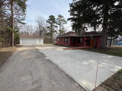 N50W34710 Wisconsin Ave, Okauchee, WI, 53069-9750 | Card Image