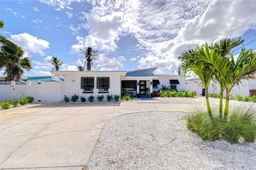 728 Pruitt Dr, MADEIRA BEACH, FL, 33708-2359 | Card Image