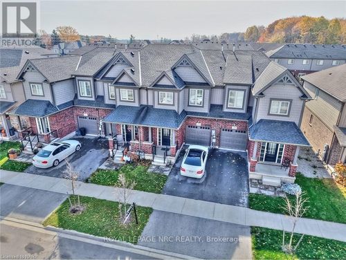 130 Acacia Rd, Fonthill, ON, L0S1E6 | Card Image
