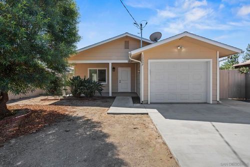 12507 Castle Court Dr, Lakeside, CA, 92040-4226 | Card Image