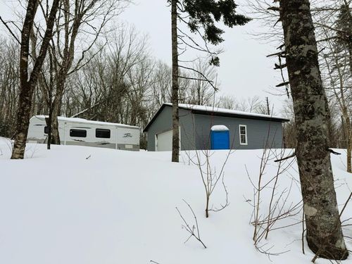 294 N End Rd, Sutherland Lake, NS, B0M1G0 | Card Image