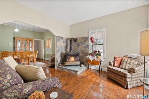 263 Seymour Rd, Woodbridge, CT, 06525-1018 | Card Image