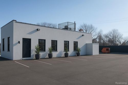 13350 8 Mile Rd, Detroit, MI, 48205-1145 | Card Image