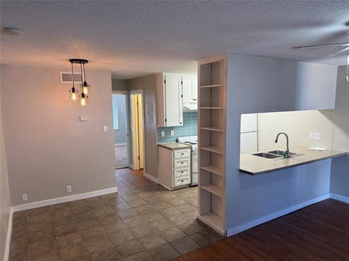 108-2408 Longview St, Austin, TX, 78705-4216 | Card Image