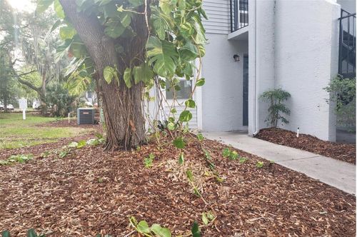 7100 Waterside Dr, TAMPA, FL, 33617-7363 | Card Image