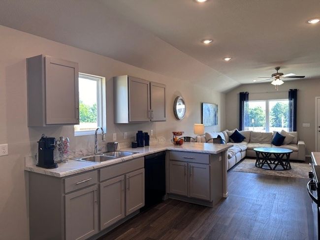 3064 St. Moritz Loop, House other with 3 bedrooms, 2 bathrooms and null parking in Springdale AR | Image 5
