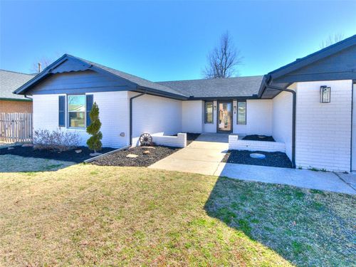 11500 Carriage Drive, Yukon, OK, 73099 | Card Image