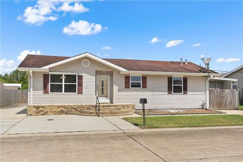 1403 W 1st St, Belle Chasse, LA, 70037-1901 | Card Image