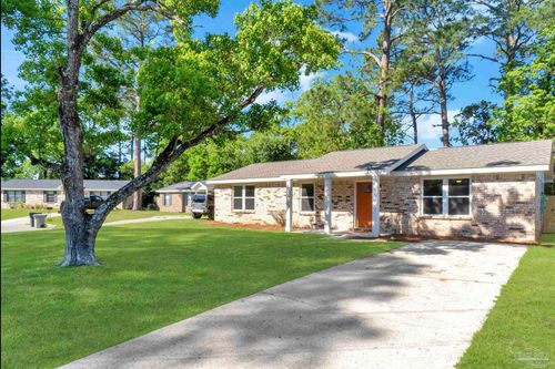 8217 Riviera Ct, Pensacola, FL, 32506-3661 | Card Image