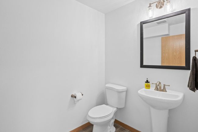 Main Half Bath | Image 32