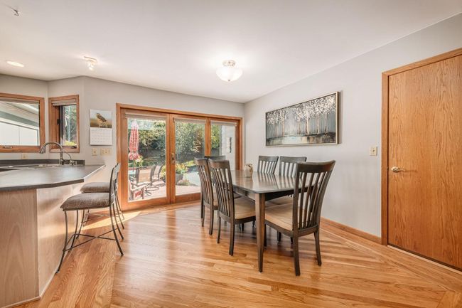 S75W17553 Harbor Circle, Condo with 2 bedrooms, 2 bathrooms and null parking in Muskego WI | Image 14